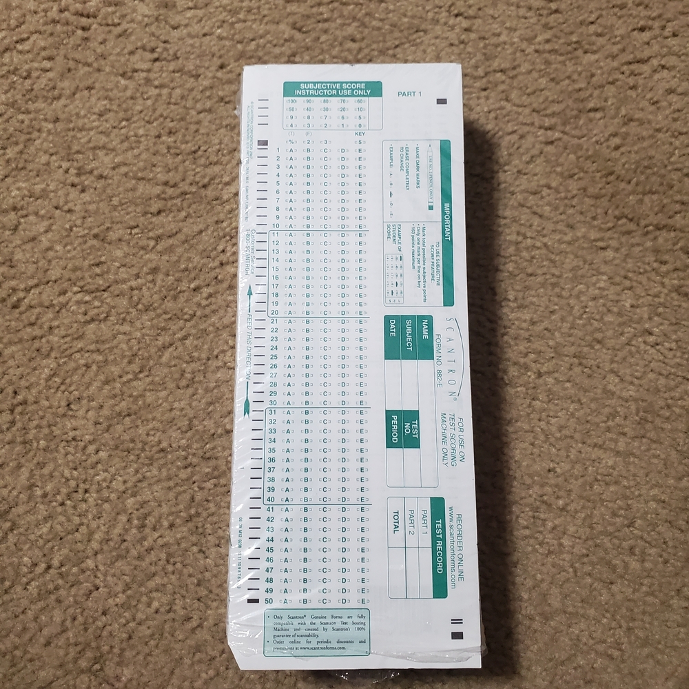 Green and White Scantron Test Sheets 882-E